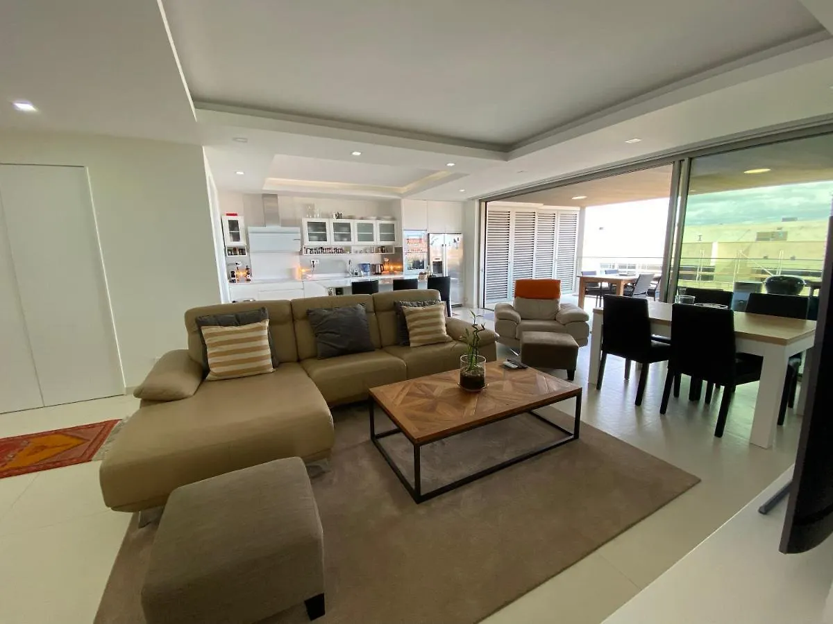 Bay View One, Stunning 3 Bed Condo With Sea View & Rooftop Pool Lagos